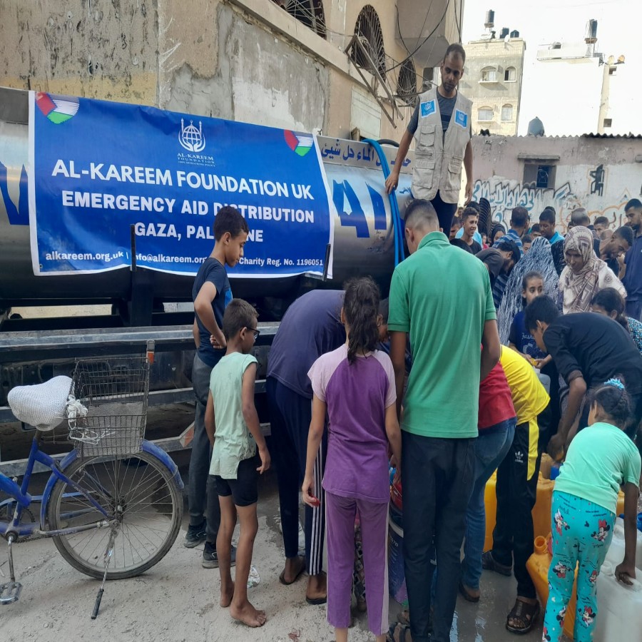 Clean water distribution in Gaza